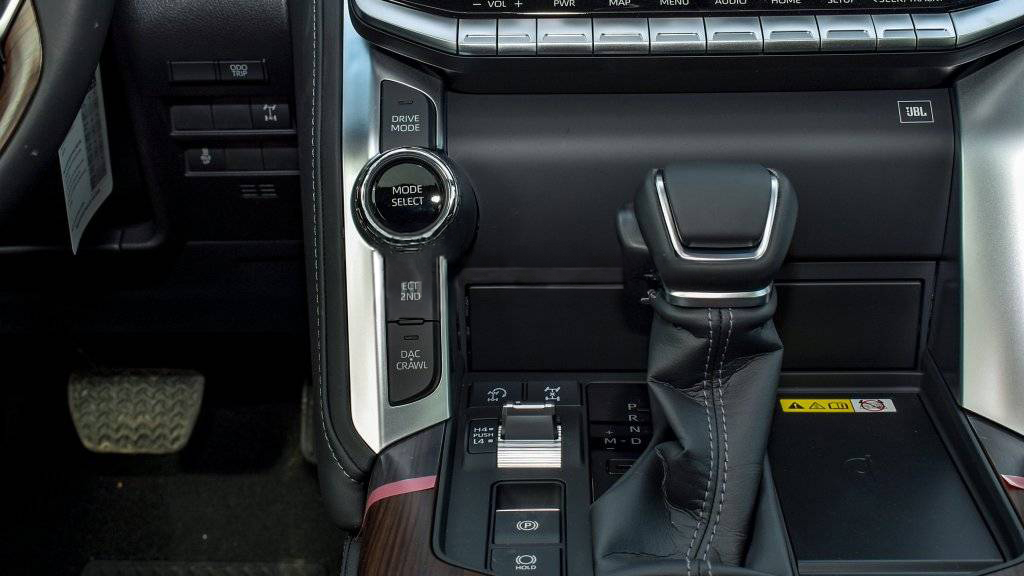 TOYOTA LAND CRUISER 3.3L GXR, HIGH DIESEL TWIN TURBO, AT