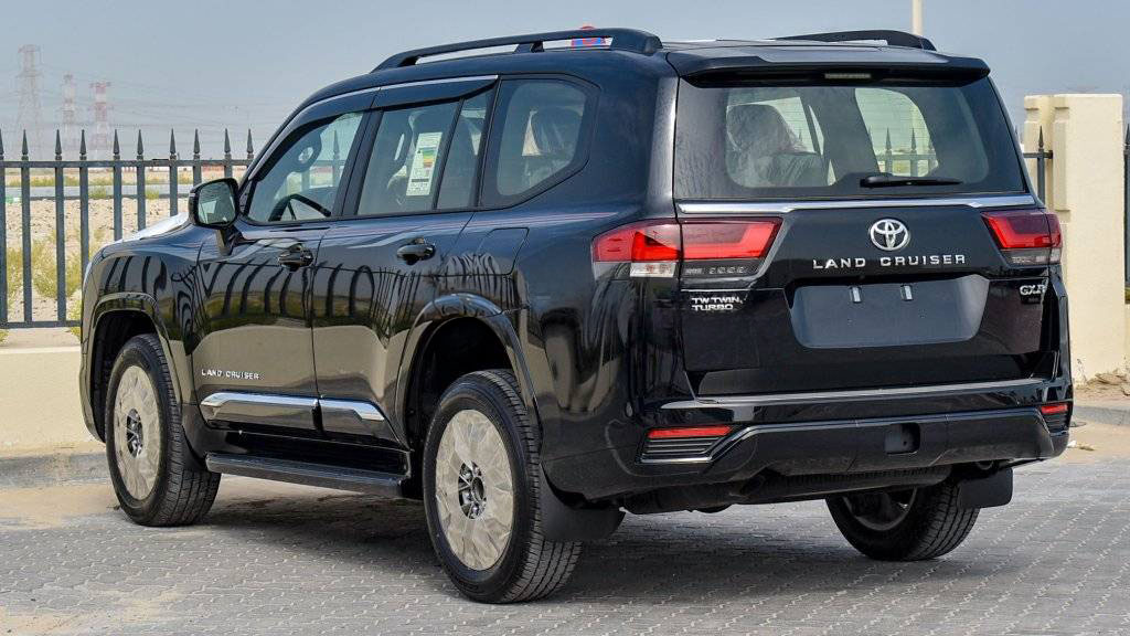 TOYOTA LAND CRUISER 3.3L GXR, HIGH DIESEL TWIN TURBO, AT