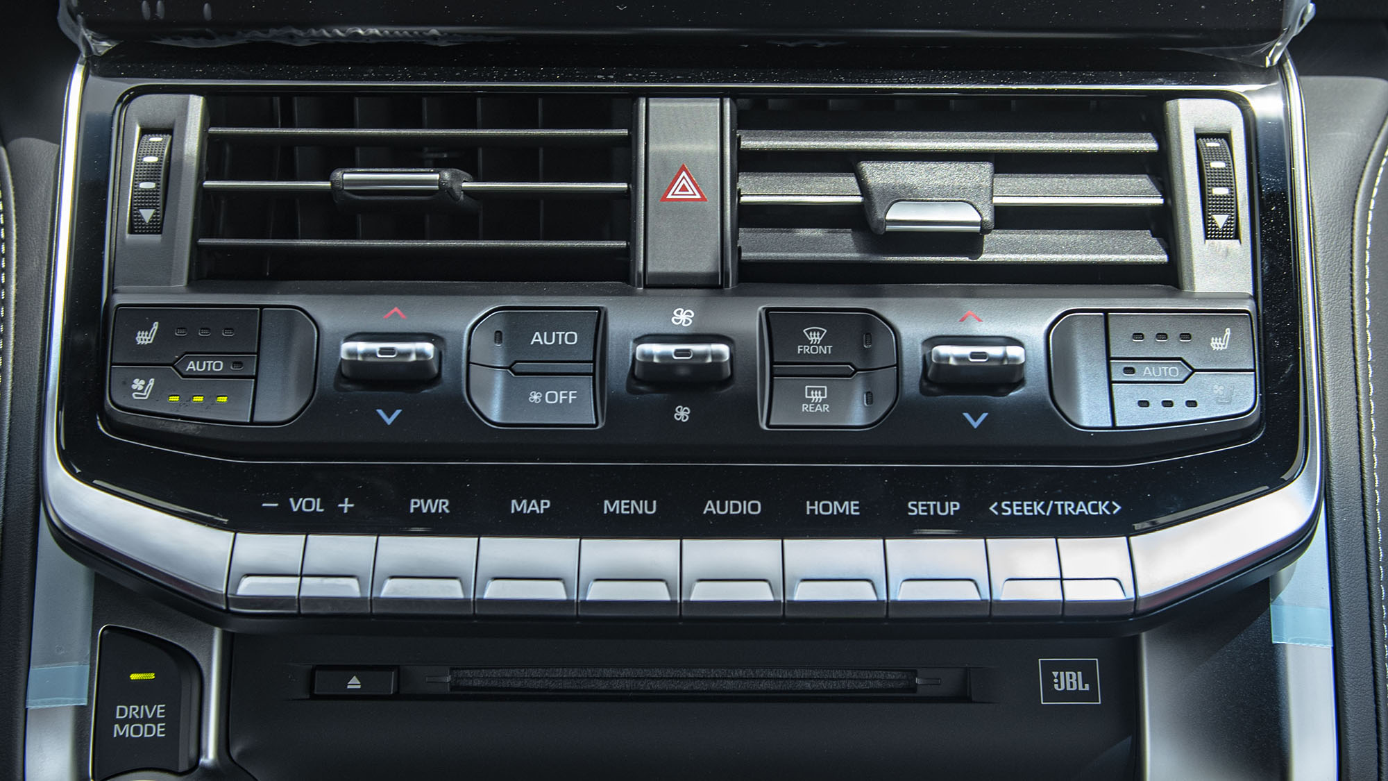 Toyota Land Cruiser 300 VXR 3.3D AT_ silver