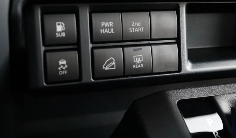 TOYOTA LAND CRUISER 78 2.8L AT