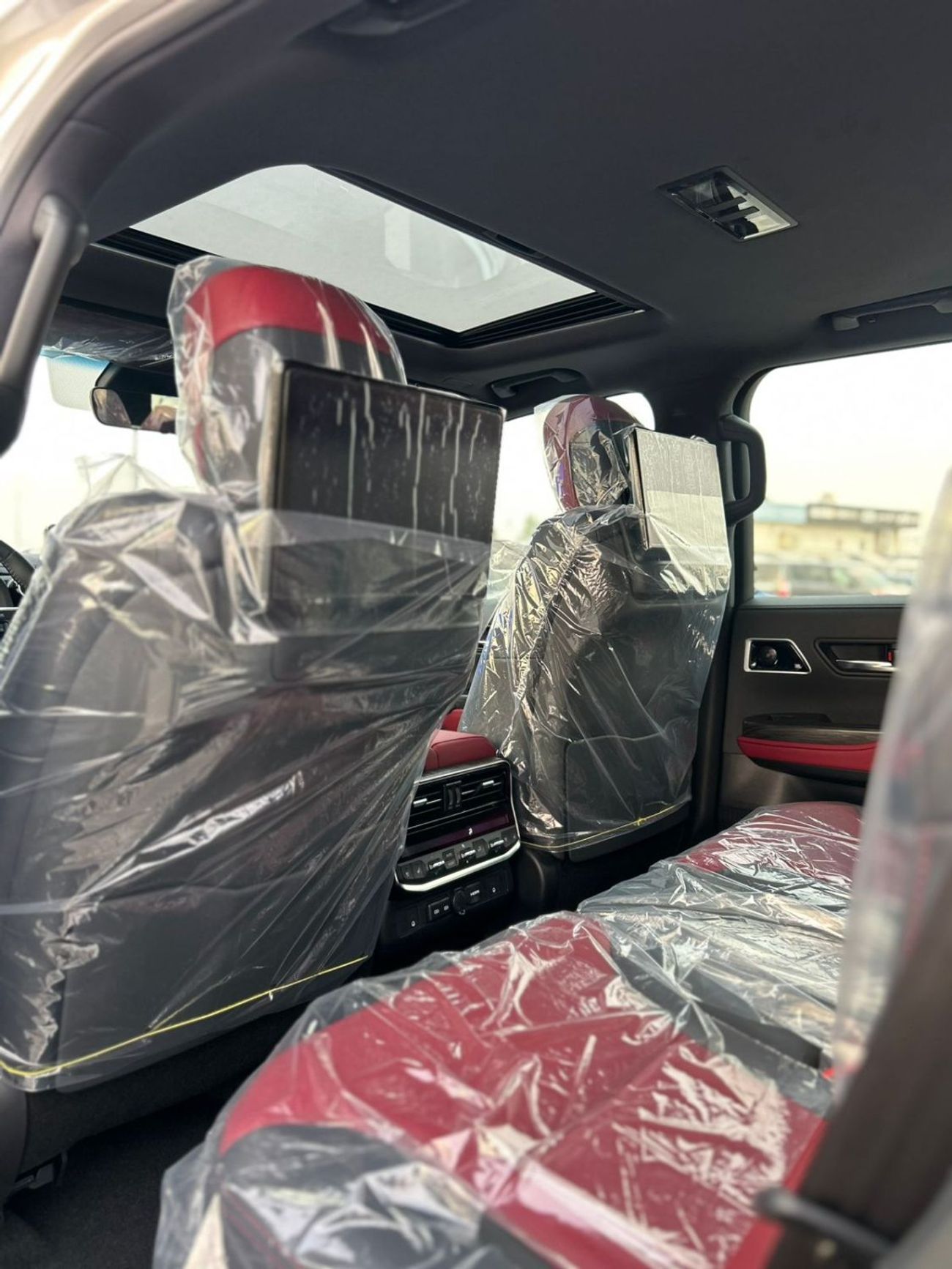 Toyota Land Cruiser gr 3.5L WHITE