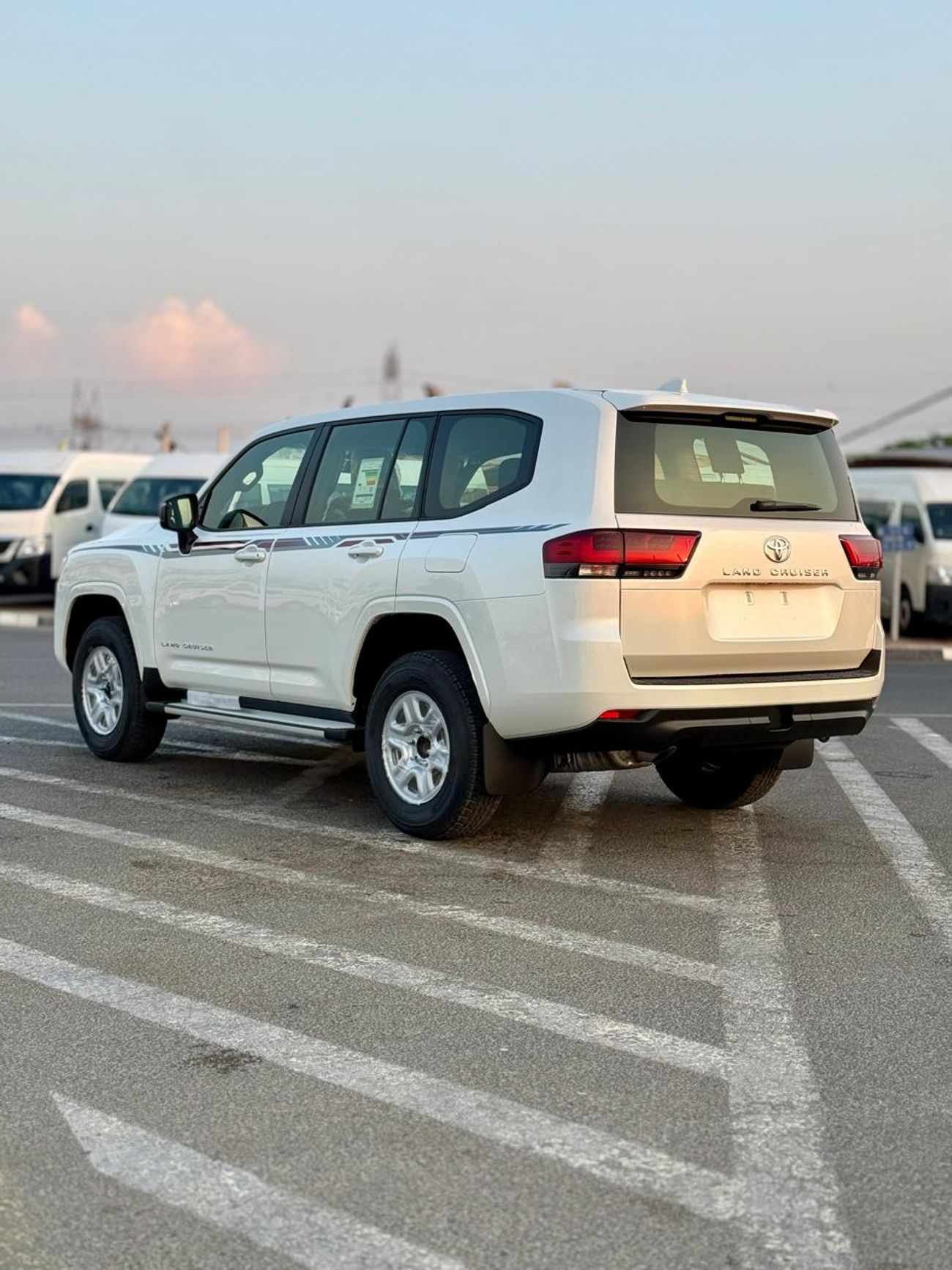 Toyota Land Cruiser GX 4.0  2025 WHITE