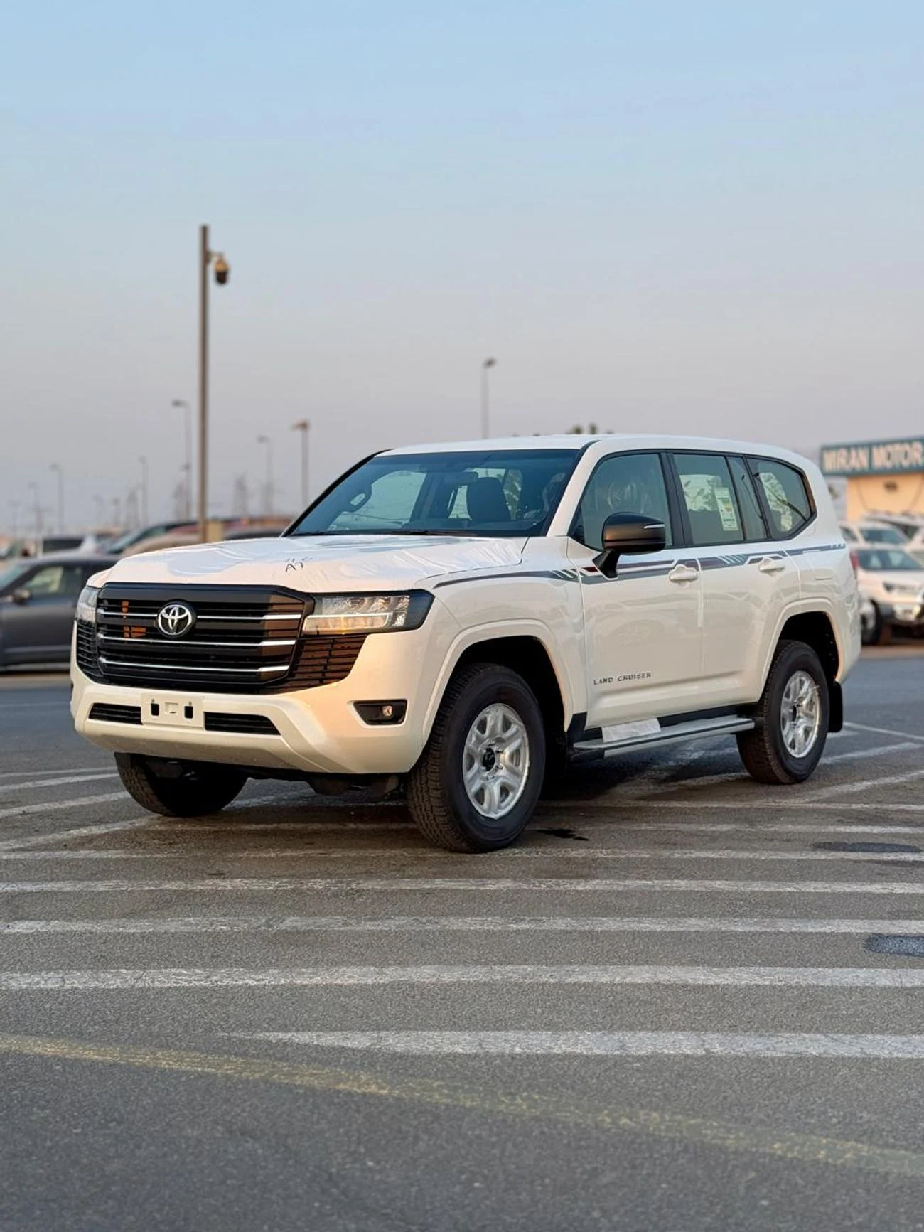 Toyota Land Cruiser GX 4.0  2025 WHITE