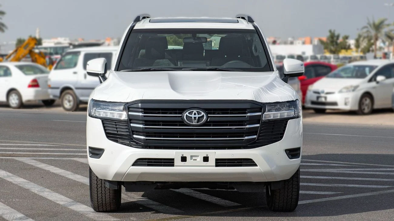 Toyota Land Cruiser GXR 3.3 DIESEL 2025 white