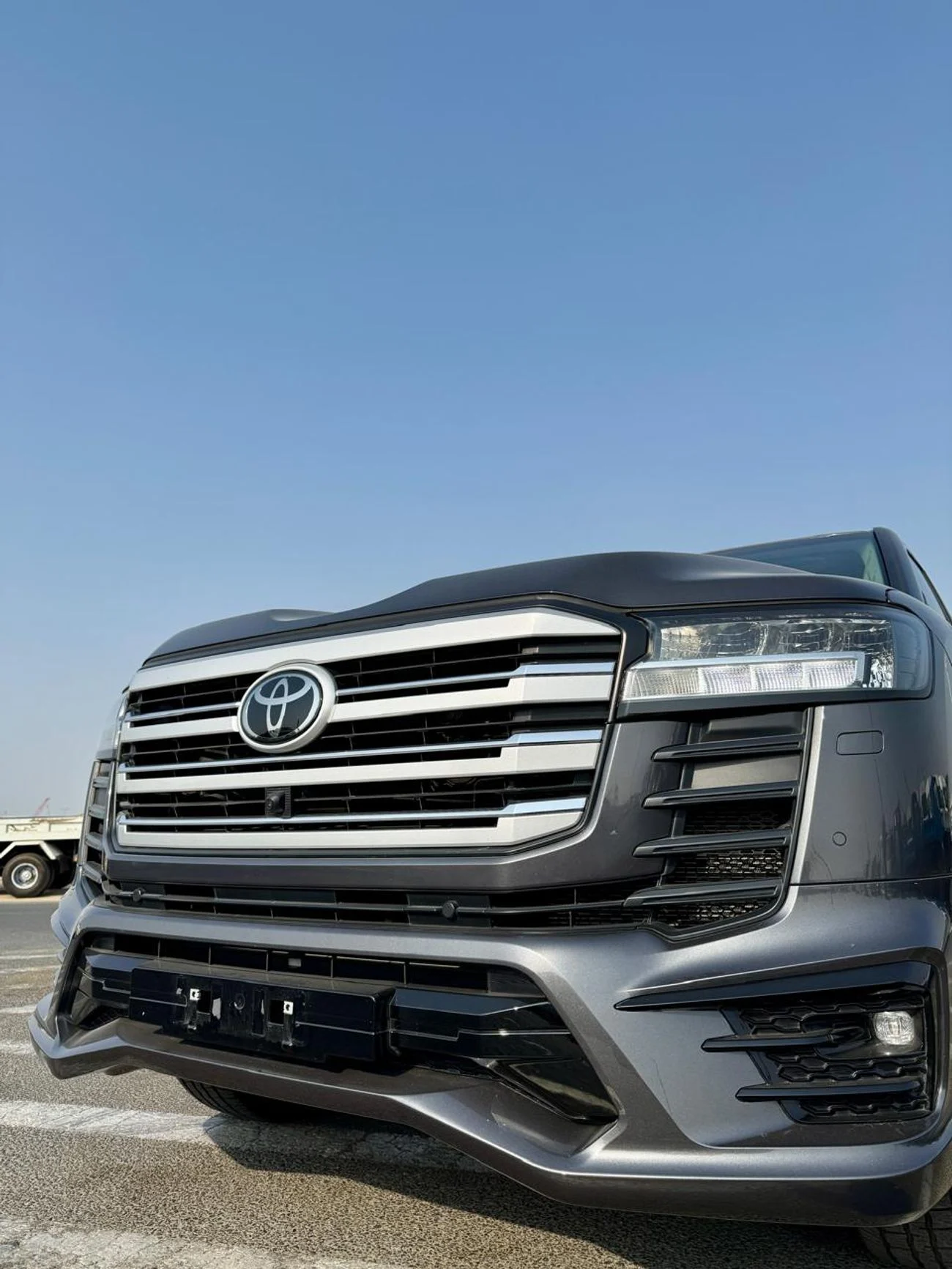 Toyota Land Cruiser GXR 3.5L GRAY 2025