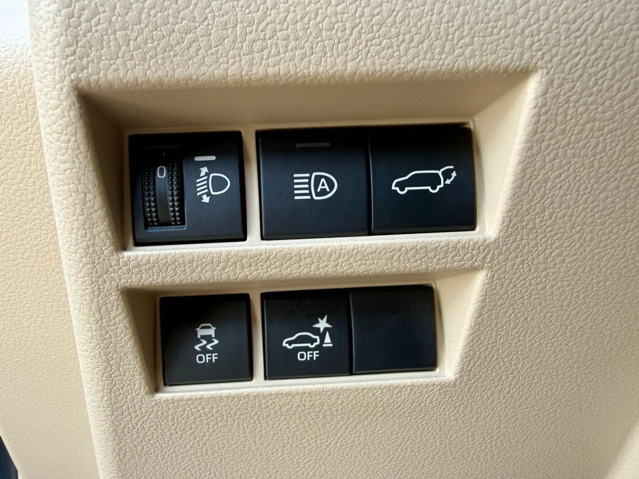 Toyota Land Cruiser GXR 3.5L GRAY 2025
