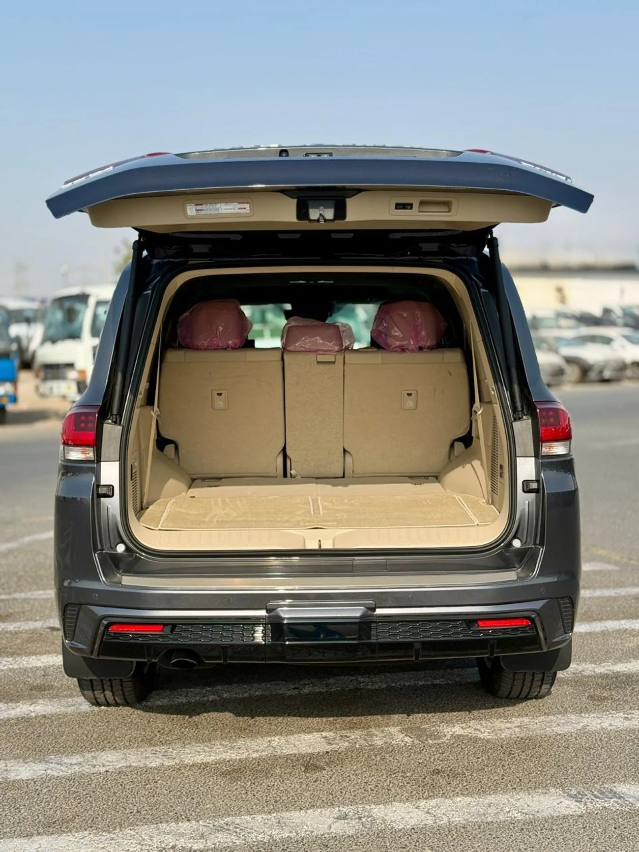 Toyota Land Cruiser GXR 3.5L GRAY 2025