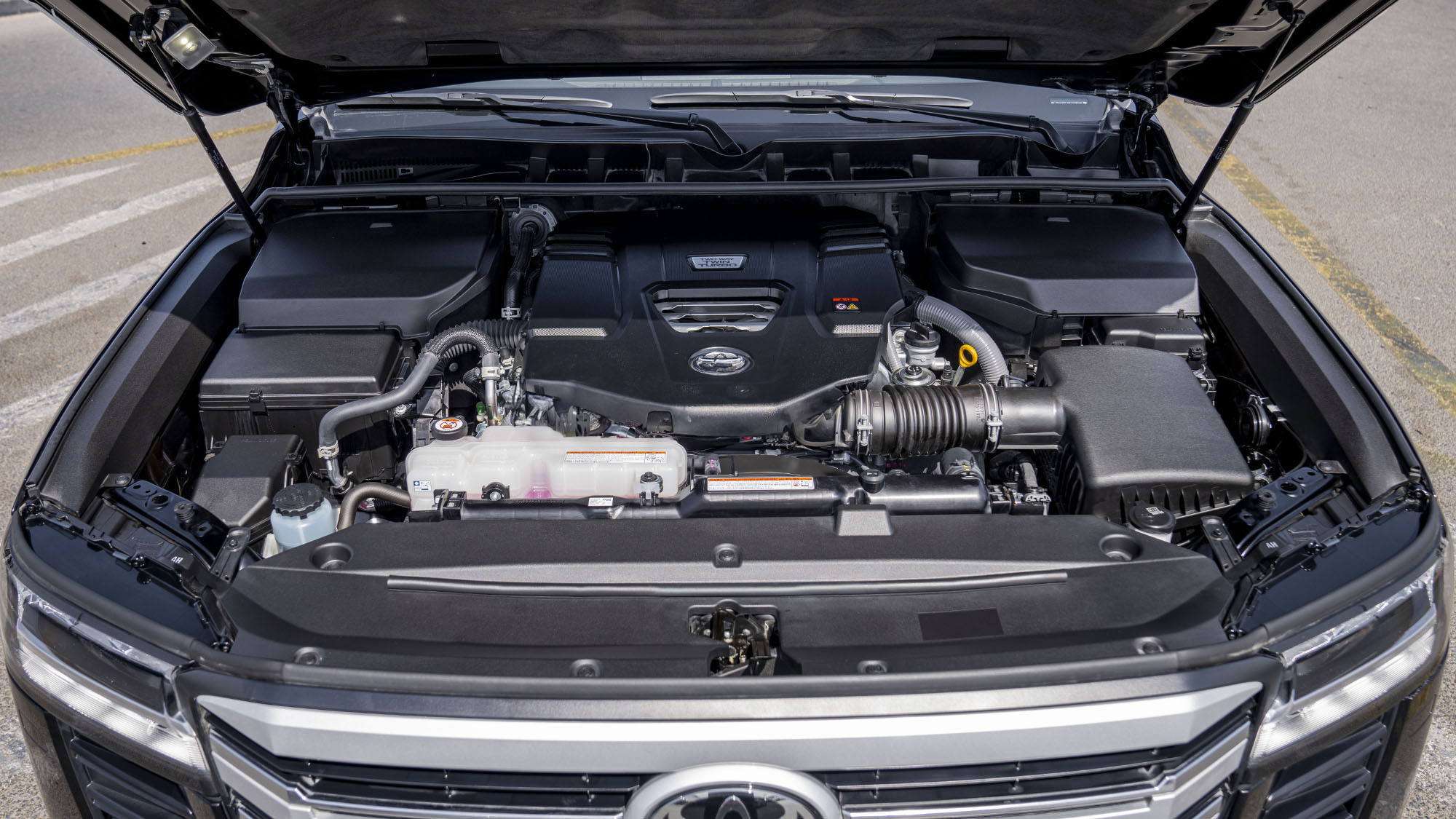 Toyota Land Cruiser GXR 3.5L AT P