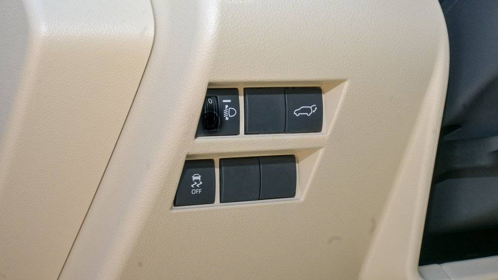 TOYOTA LAND CRUISER GXR 3.5L PETROL TWIN TURBO, AT