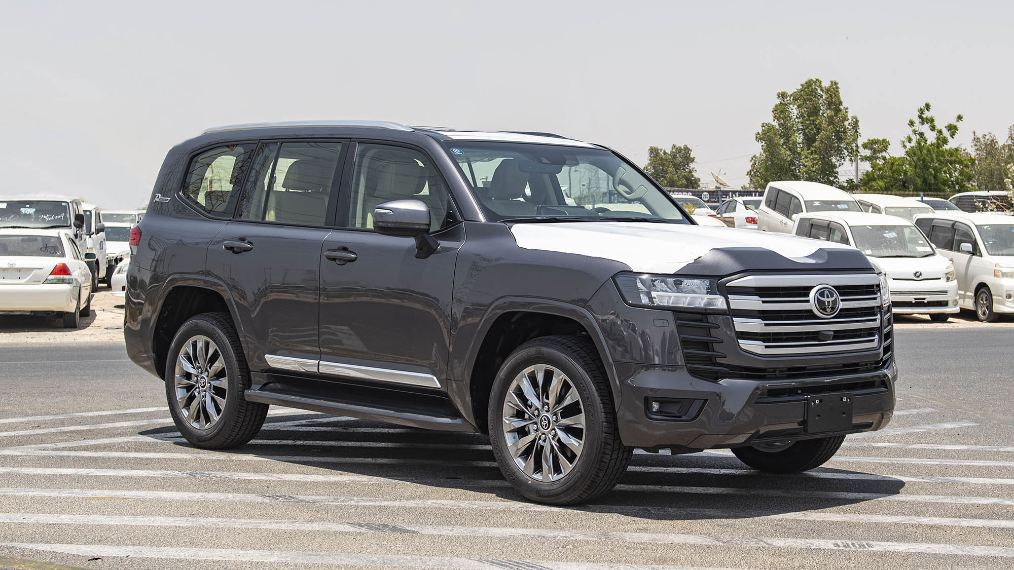 Toyota Land Cruiser GXR 3.5P AT  _ GRAY