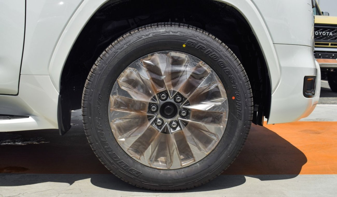 Toyota Land Cruiser GXR 4.0L V6 FULL