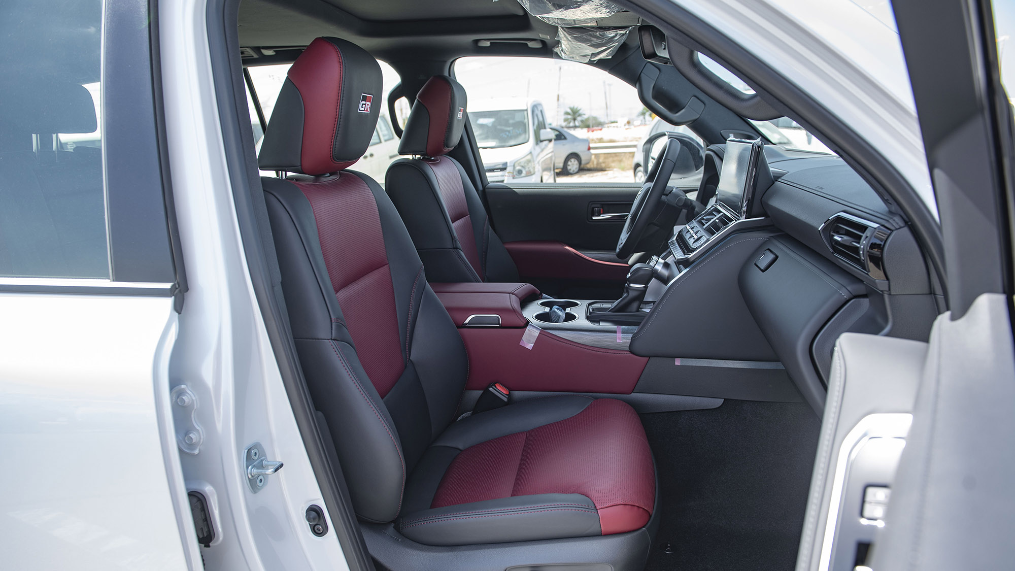 TOYOTA LAND CRUISER LC300 GR SPORT 3.3D AT