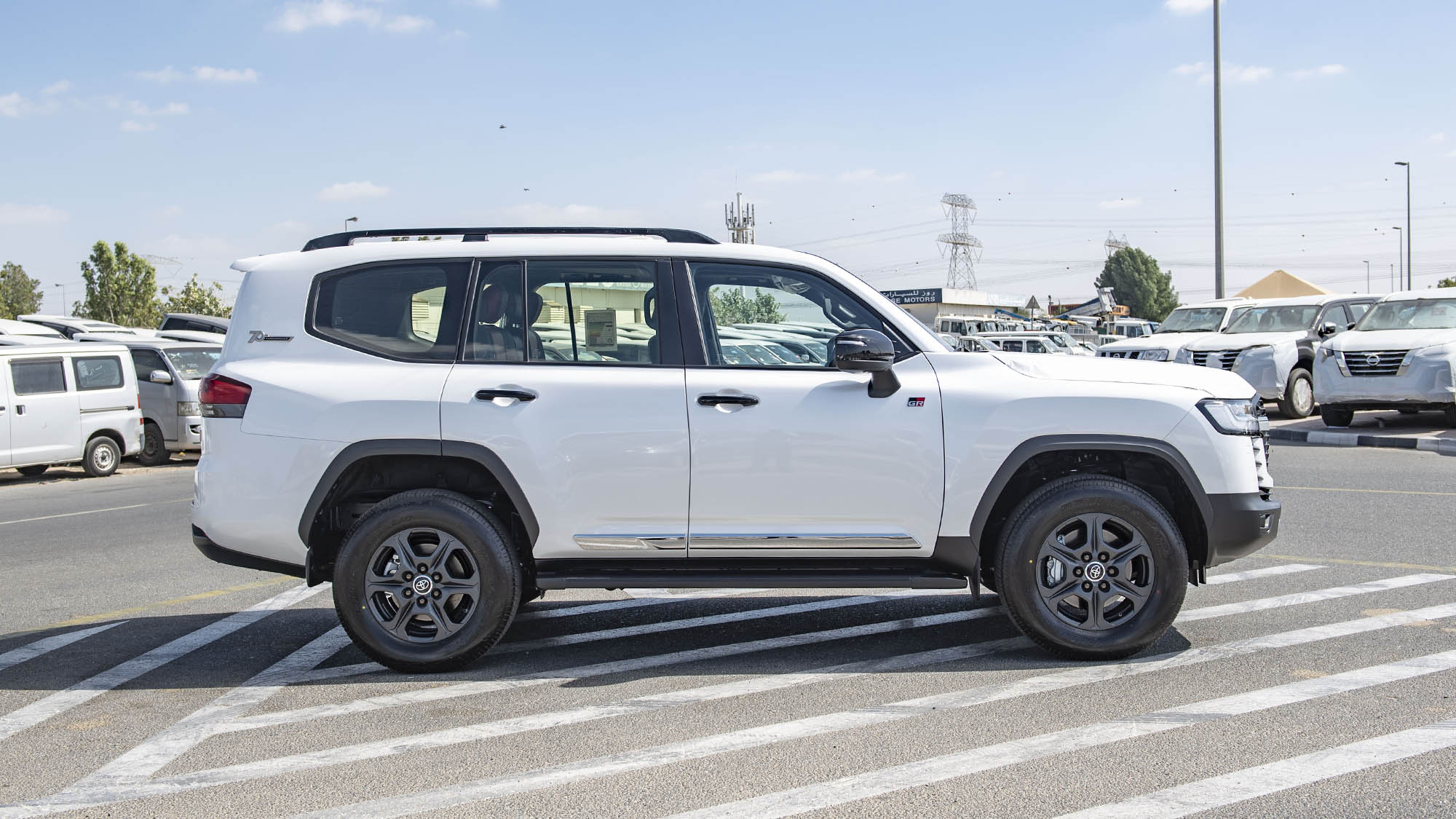 TOYOTA LAND CRUISER LC300 GR SPORT 3.3D AT