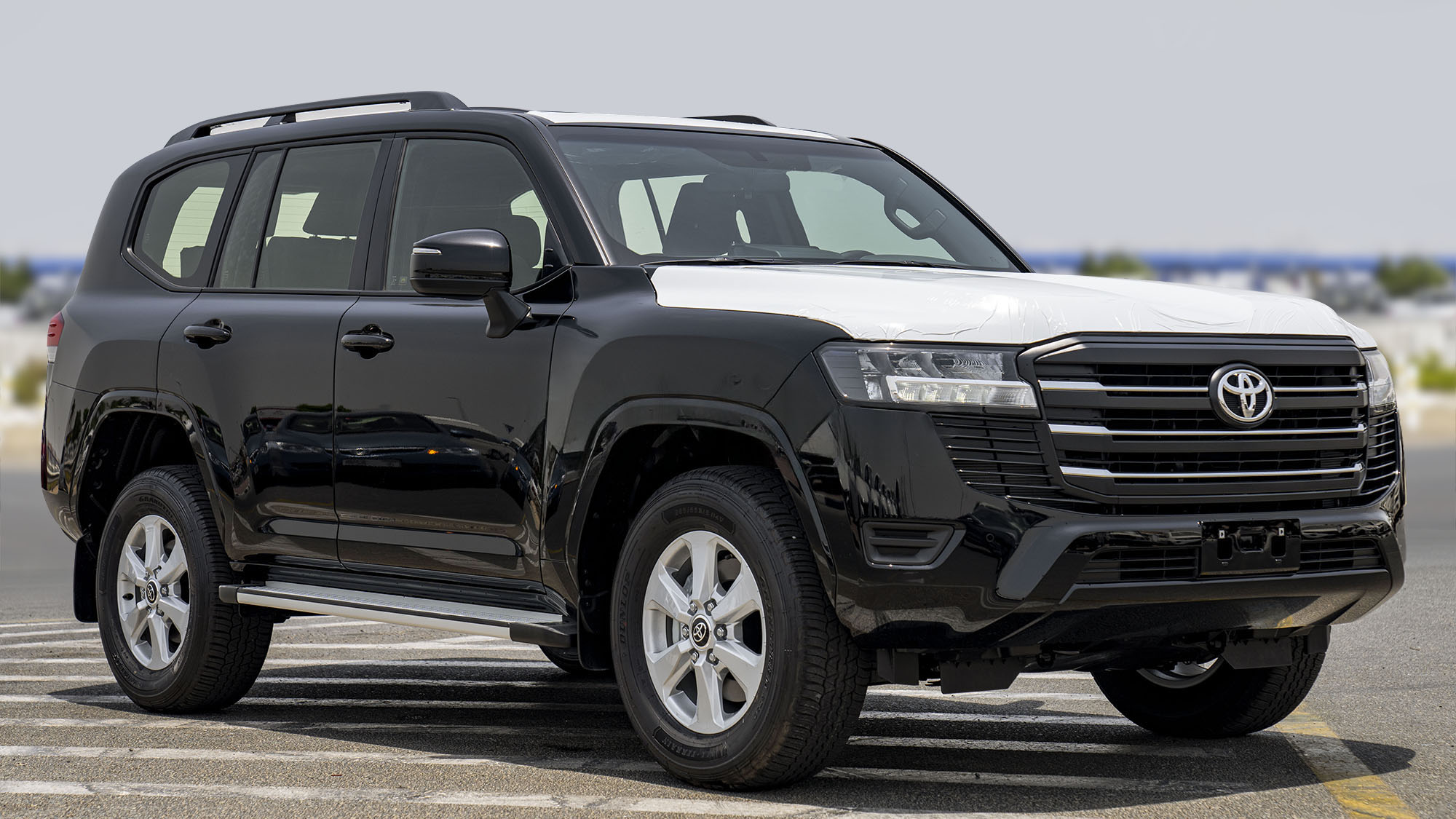 TOYOTA LAND CRUISER LC300 GXR 3.3D AT  _ BLACK