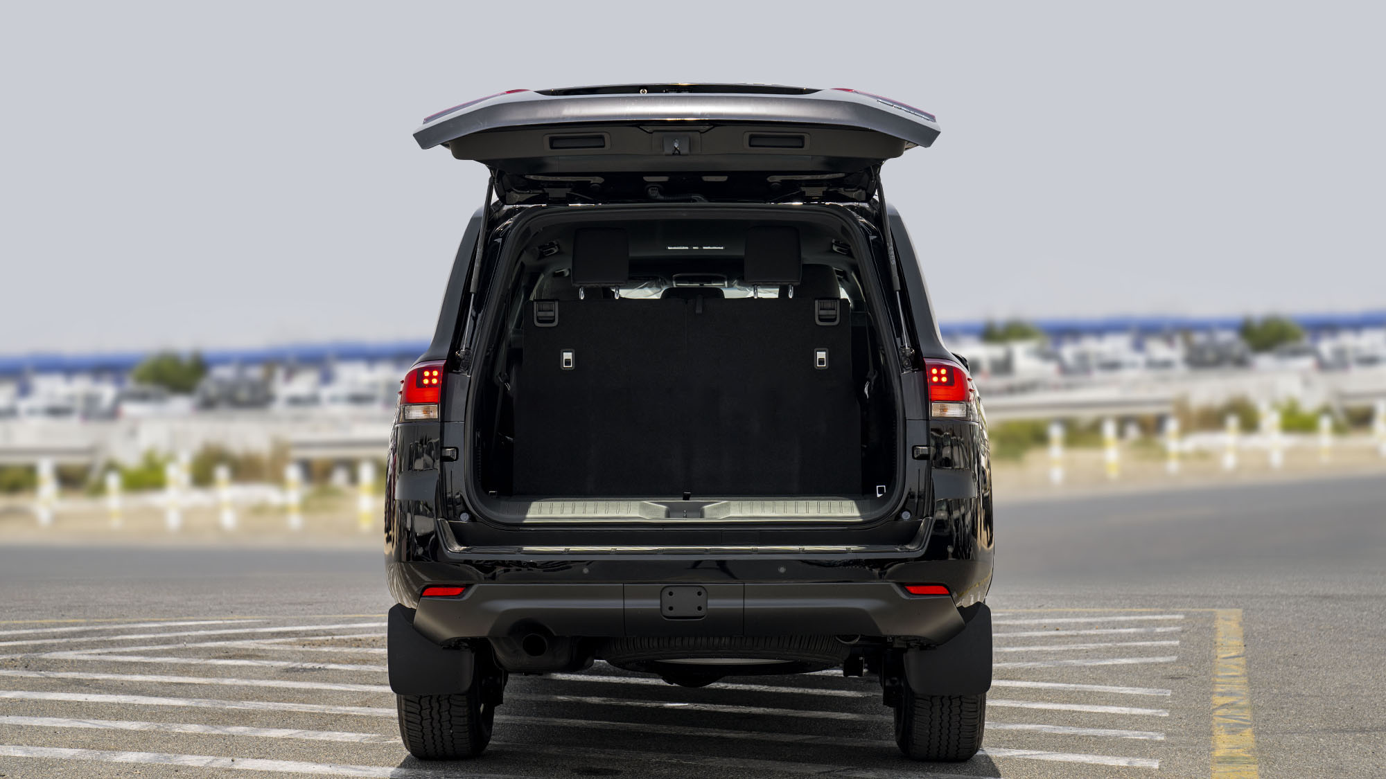 TOYOTA LAND CRUISER LC300 GXR 3.3D AT  _ BLACK