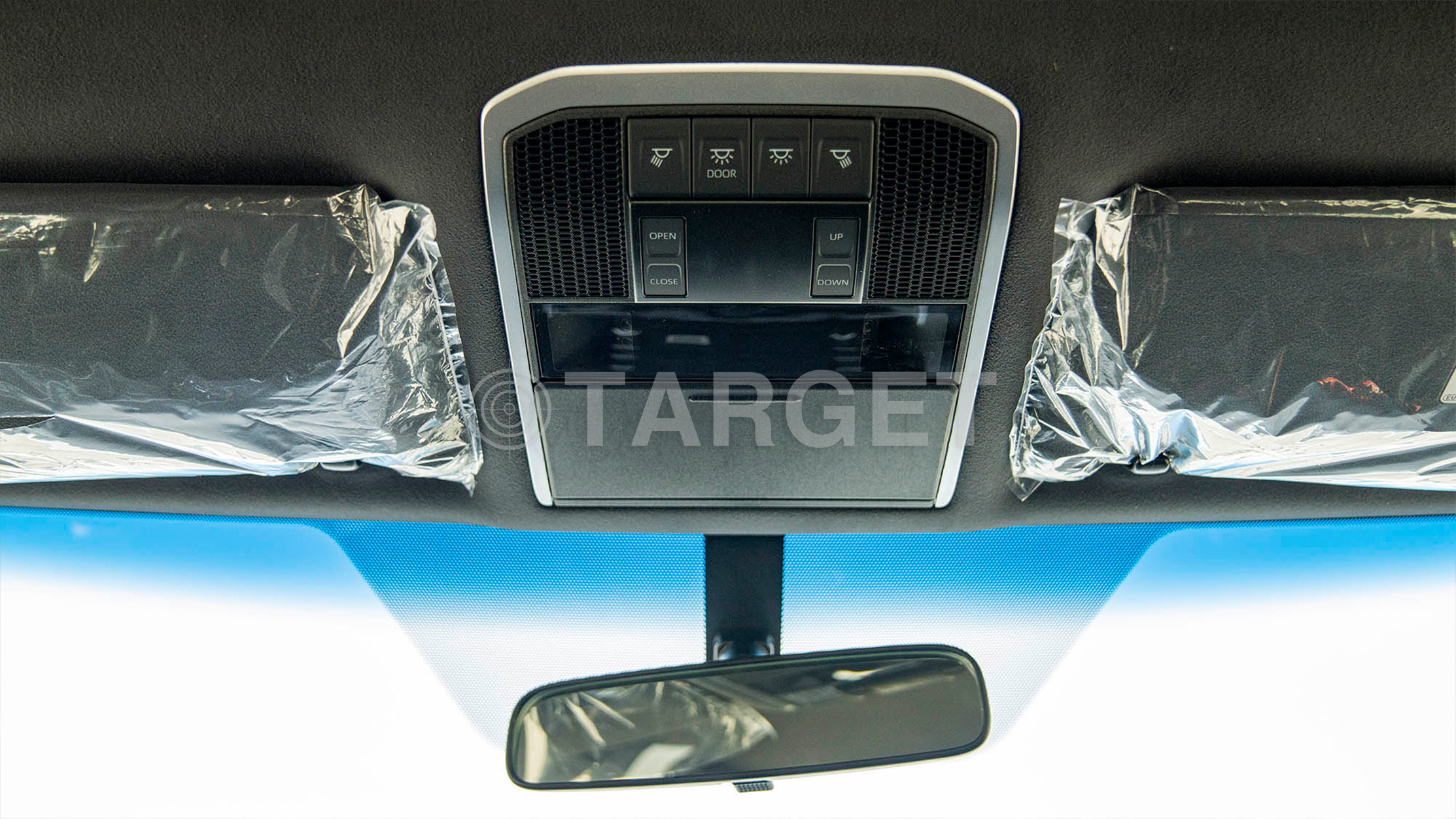 TOYOTA LAND CRUISER LC300 GXR 3.3D AT