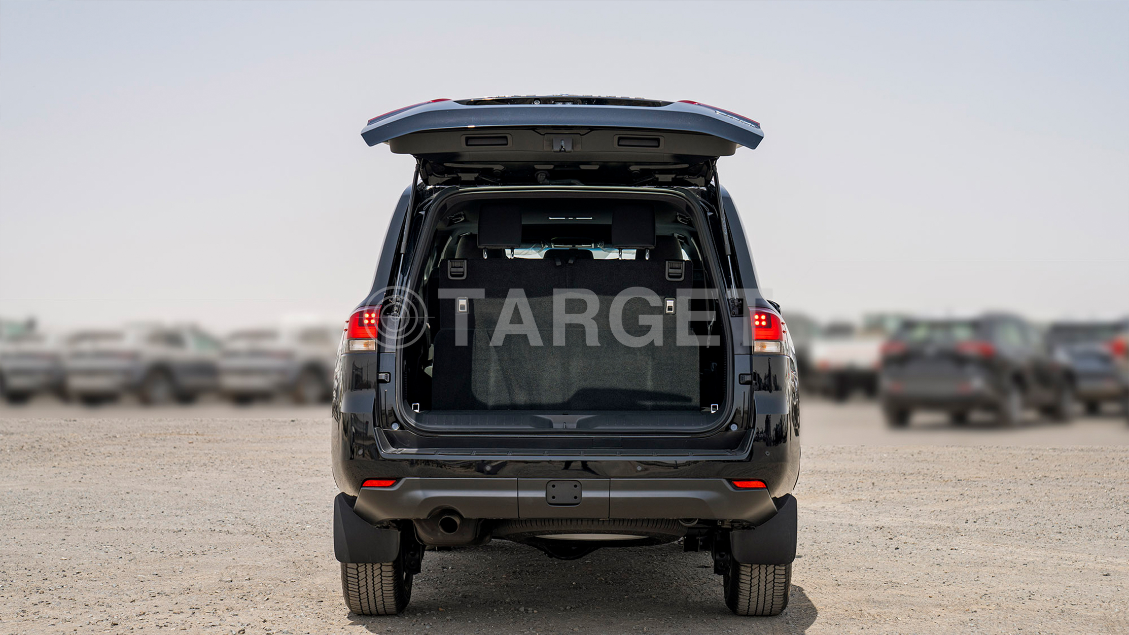 TOYOTA LAND CRUISER LC300 GXR 3.3D AT