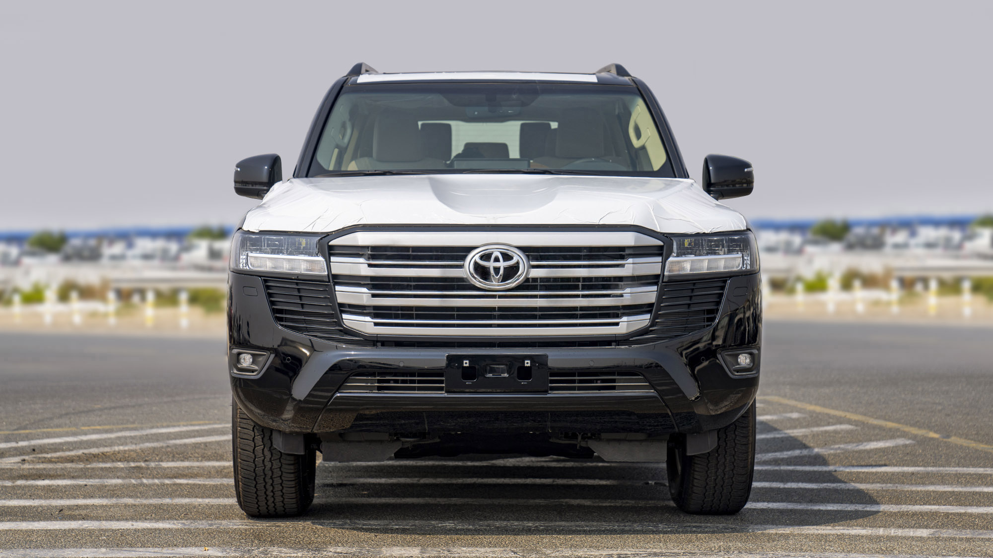TOYOTA LAND CRUISER LC300 GXR 3.5P AT _ BLACK