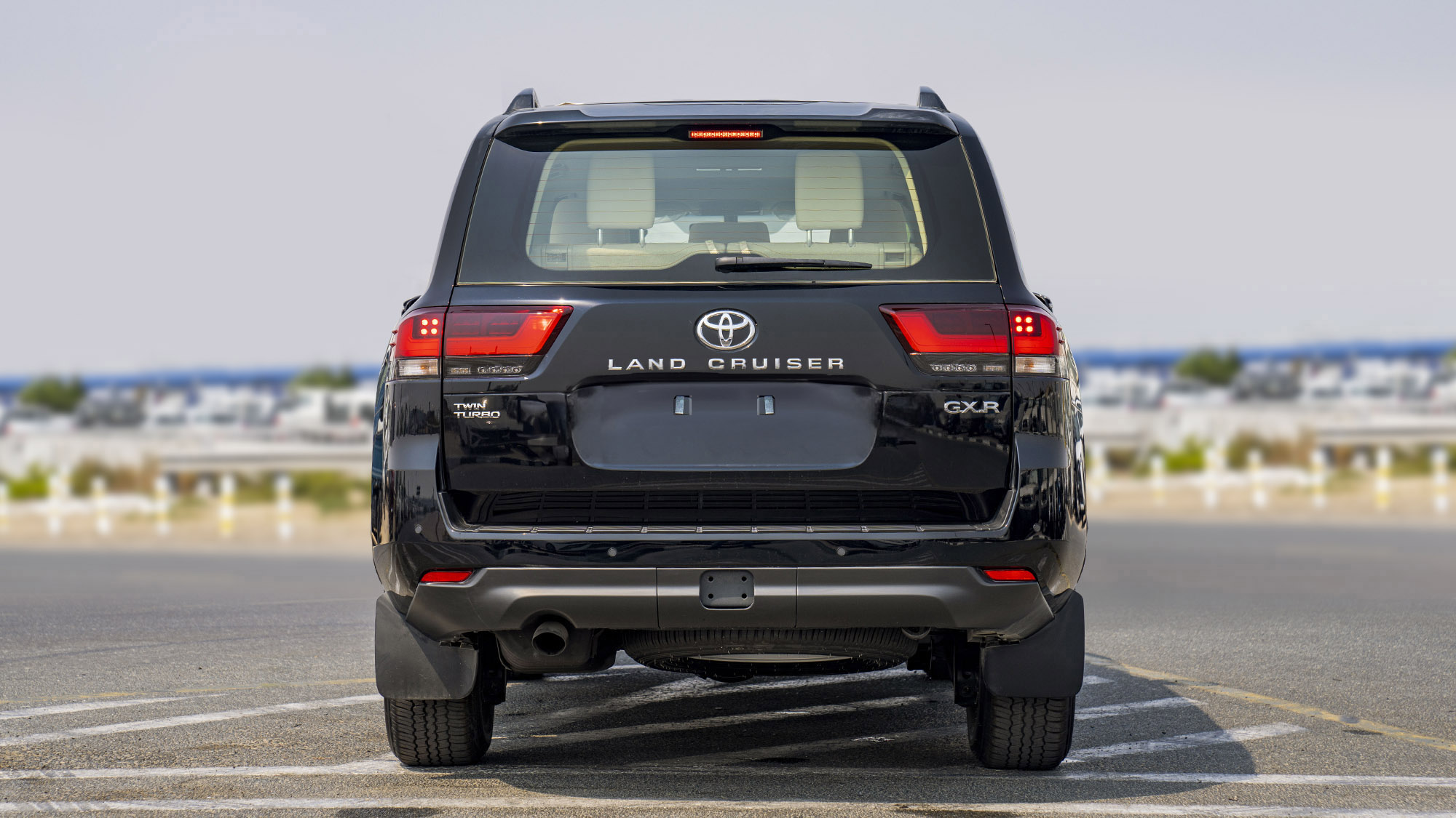 TOYOTA LAND CRUISER LC300 GXR 3.5P AT _ BLACK