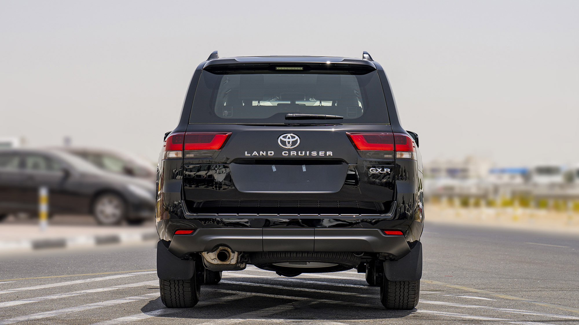 TOYOTA LAND CRUISER LC300 GXR 4.0P AT _ BLACK