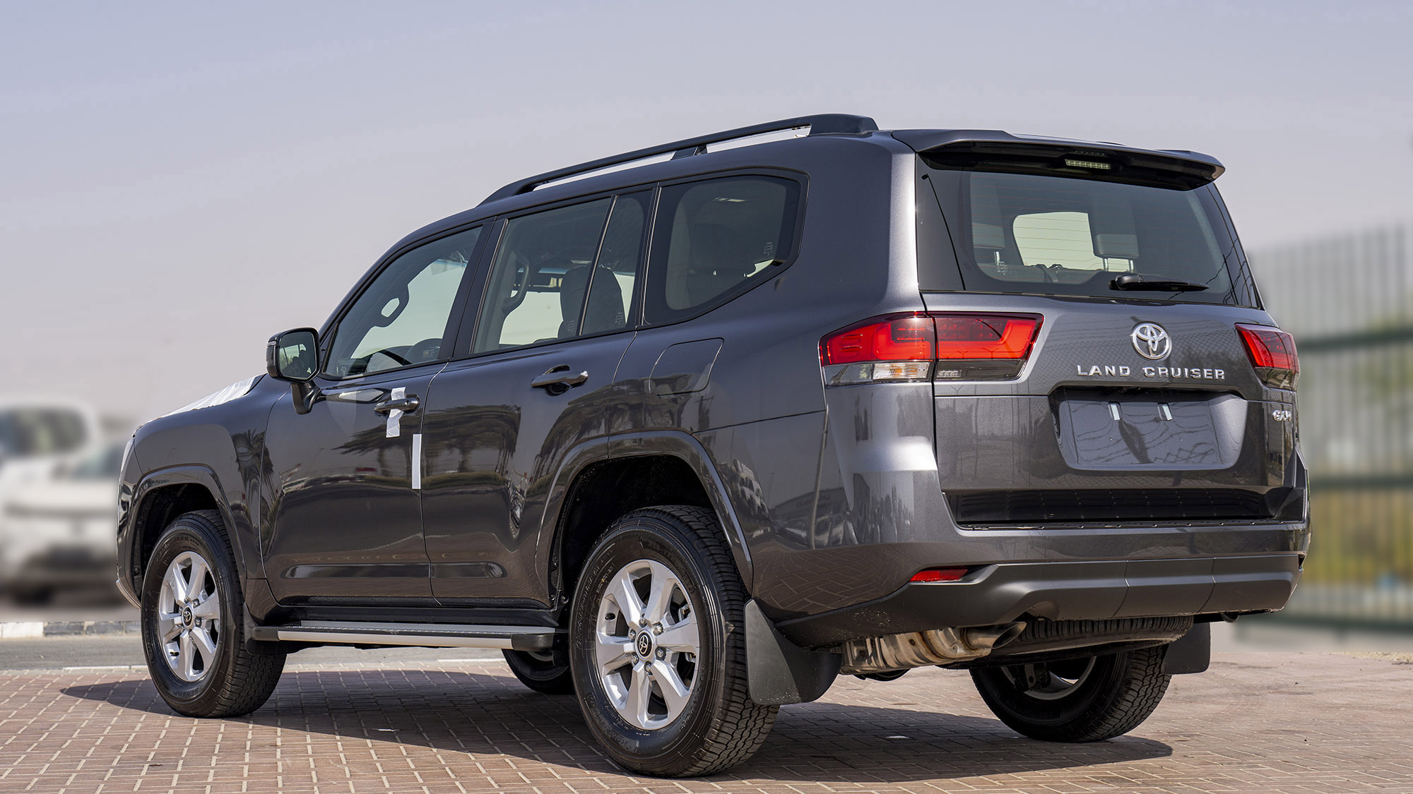 TOYOTA LAND CRUISER LC300 GXR 4.0P AT _ GRAY