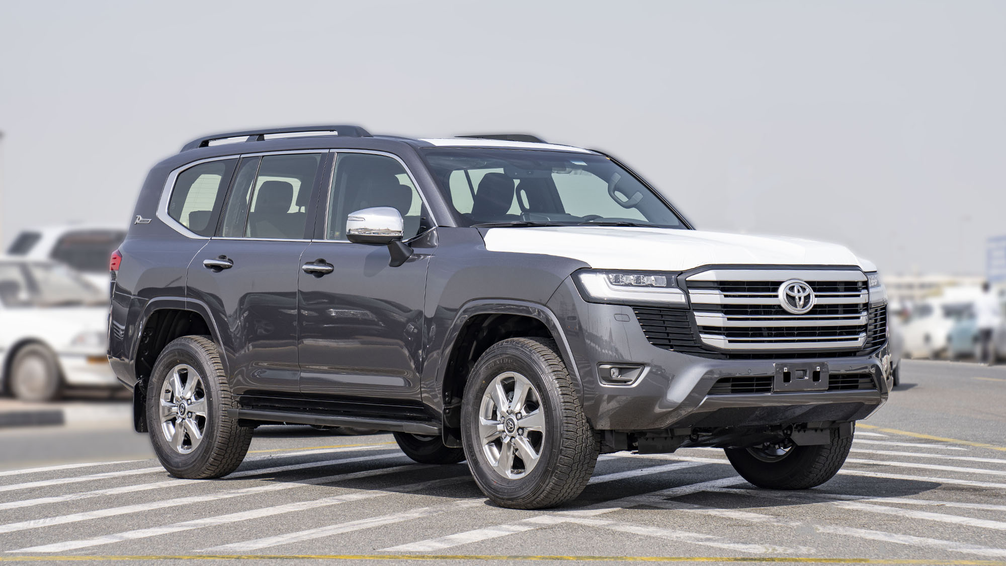 TOYOTA LAND CRUISER LC300 VX 4.0p grey