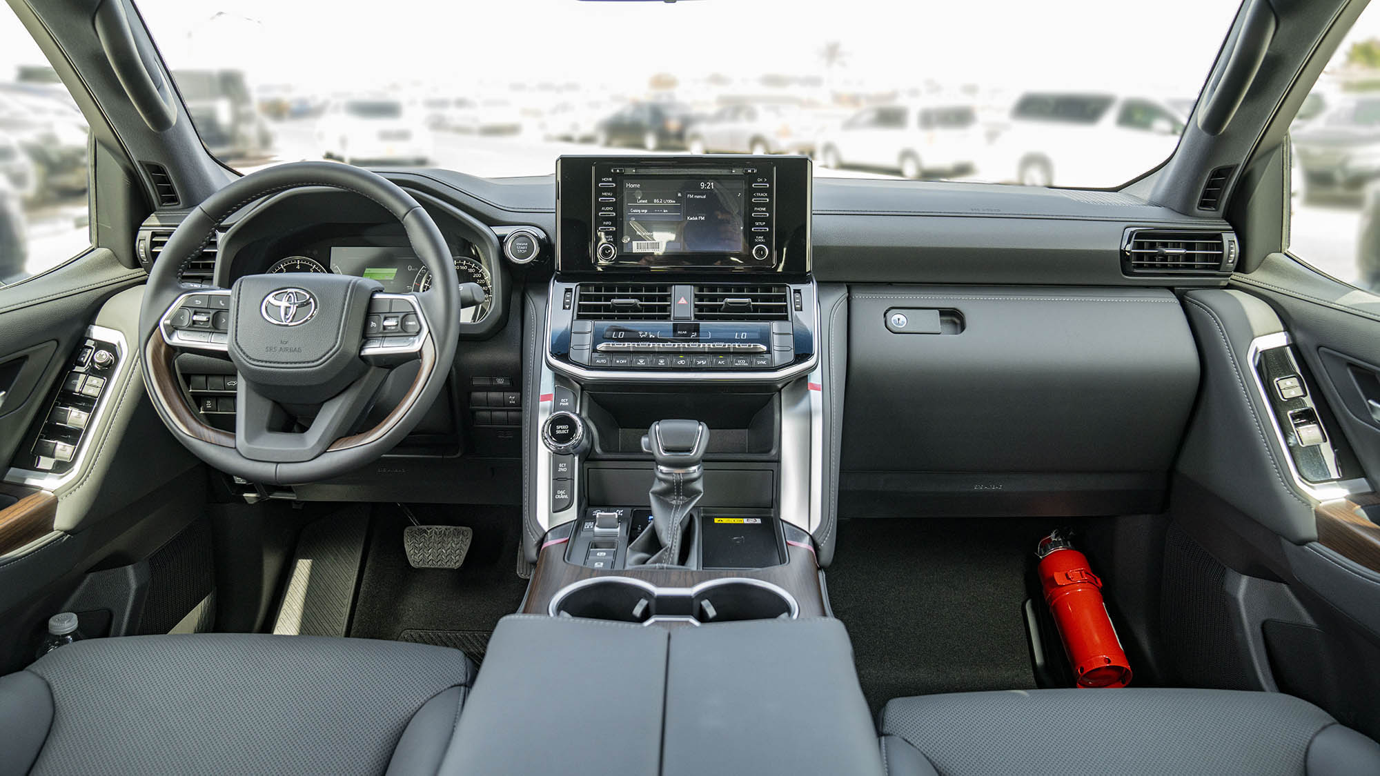 TOYOTA LAND CRUISER LC300 VX 4.0p grey