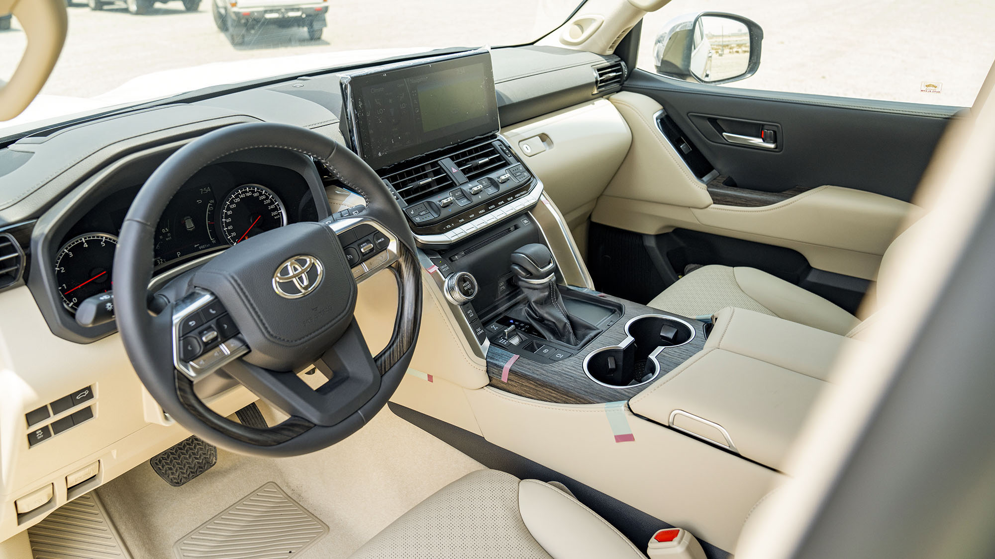 TOYOTA LAND CRUISER LC300 VXR 3.5P AT - BRONZE