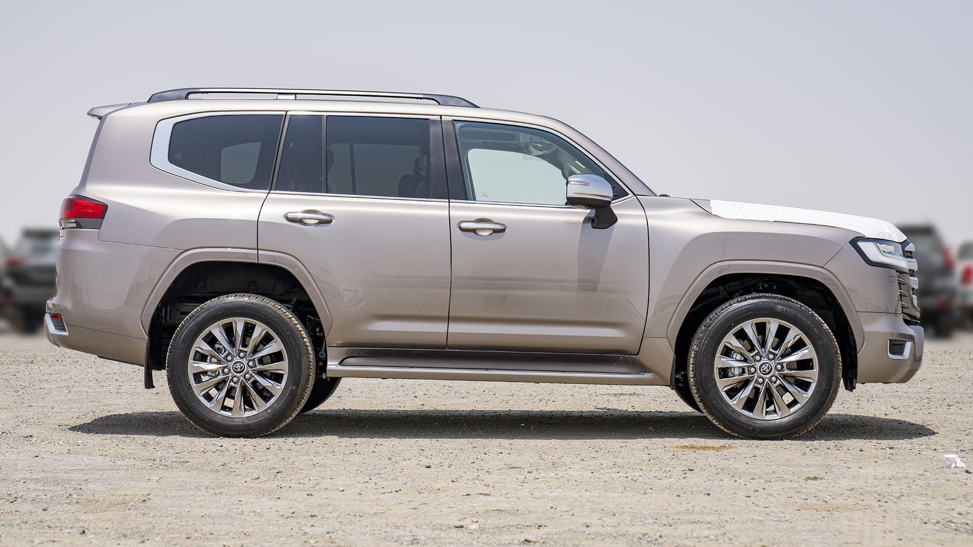 TOYOTA LAND CRUISER LC300 VXR 3.5P AT - BRONZE