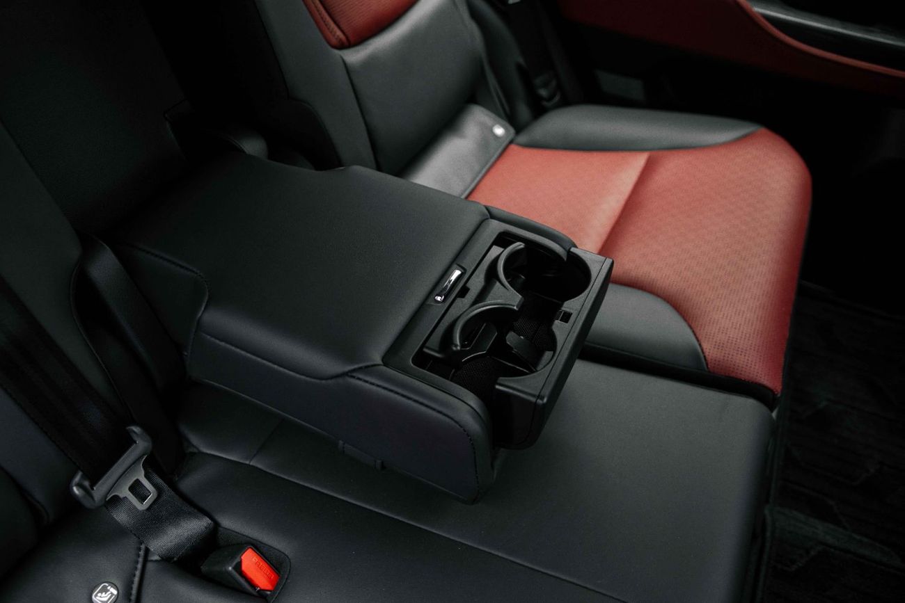 Toyota Land Cruiser LC300 VXR Z 3.3L 2025