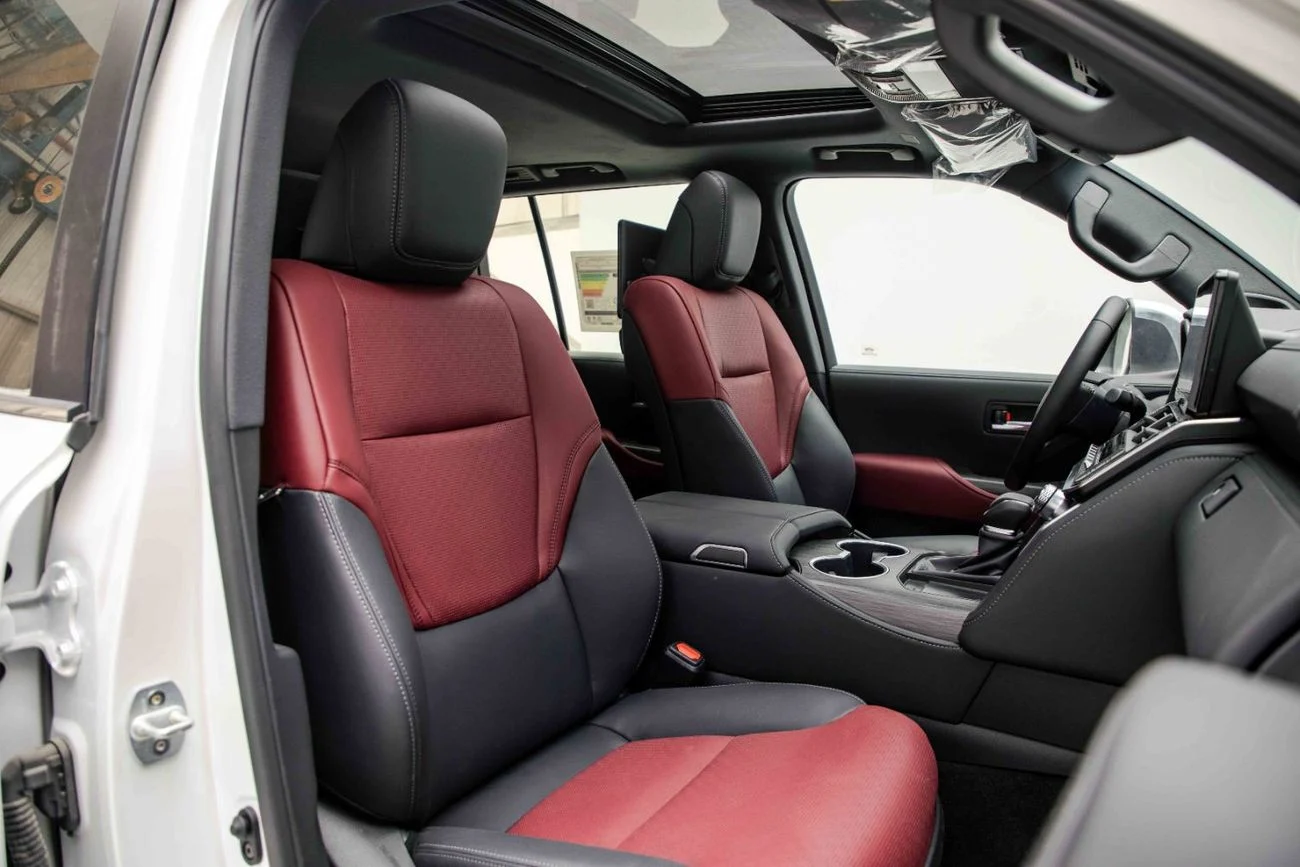 Toyota Land Cruiser LC300 VXR Z 3.3L 2025