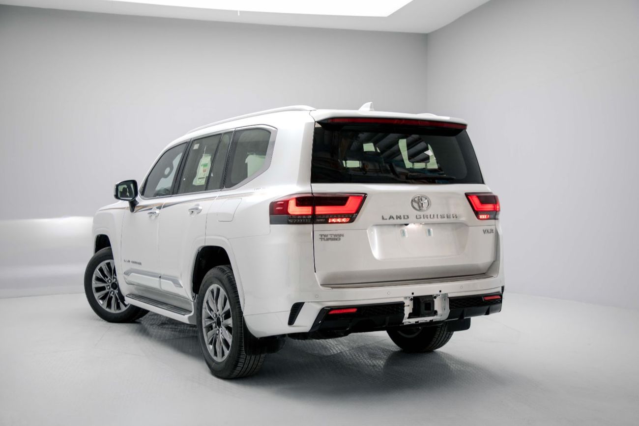 Toyota Land Cruiser LC300 VXR Z 3.3L 2025