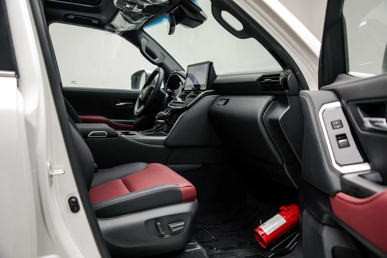 Toyota Land Cruiser LC300 VXR Z 3.3L 2025