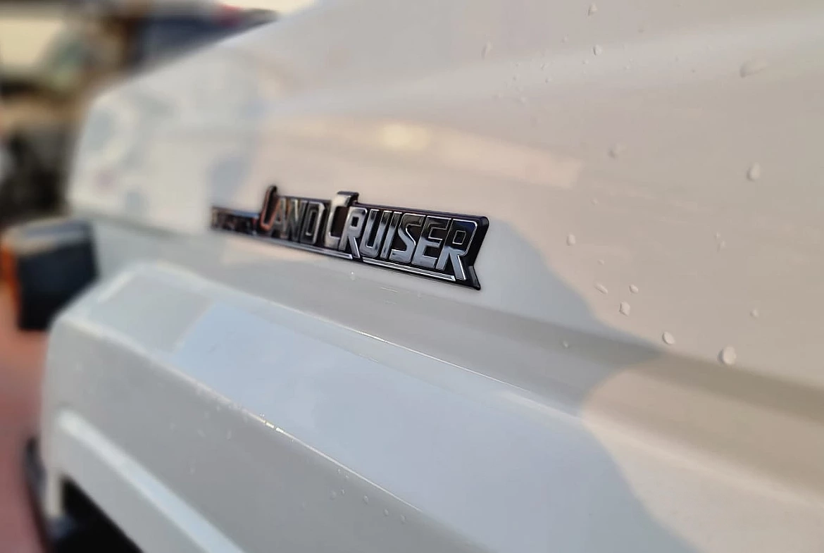 TOYOTA LAND CRUISER LC76 HARD TOP 4.5L DIESEL