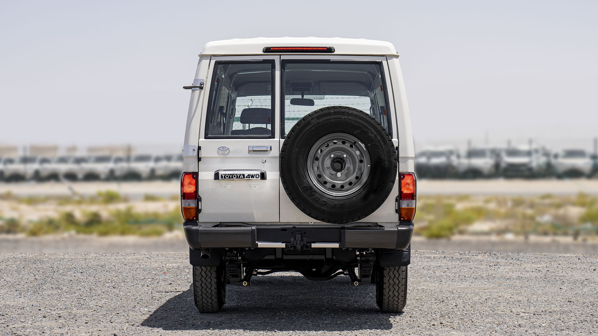 TOYOTA LAND CRUISER LC78 2.8D AT