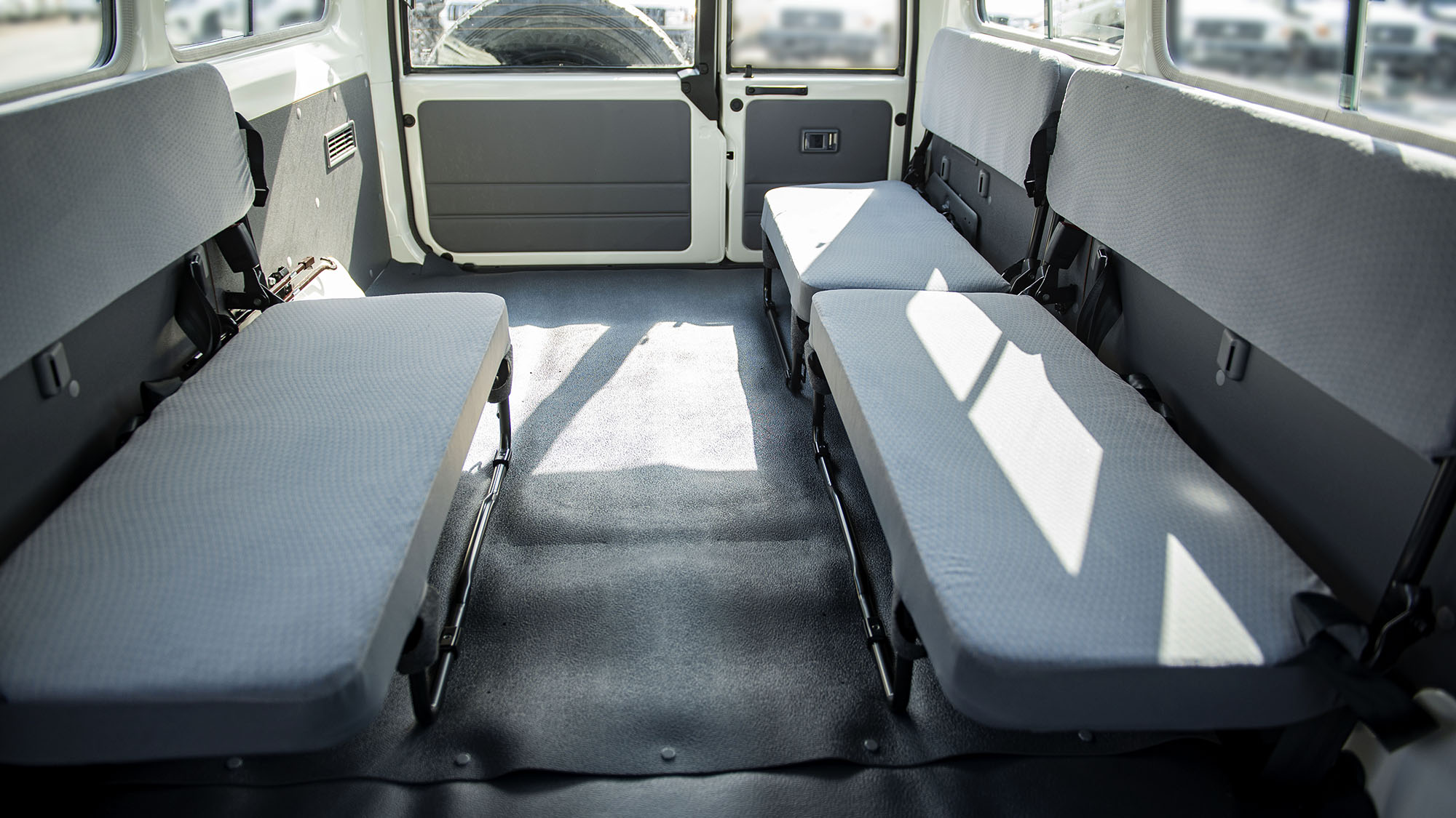 TOYOTA LAND CRUISER LC78 4.5D MT