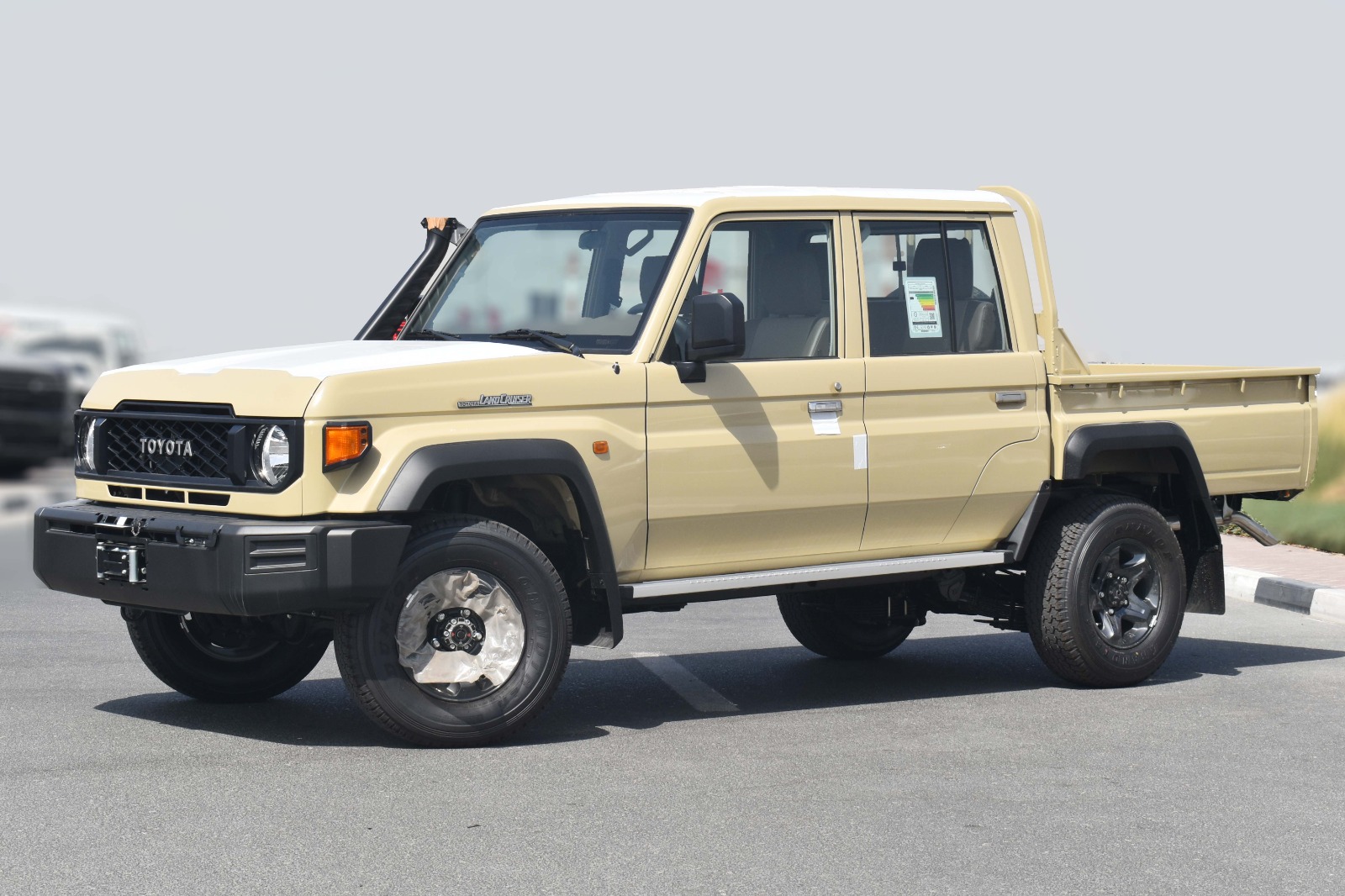 TOYOTA LAND CRUISER LC79 DC 2.8 D AT