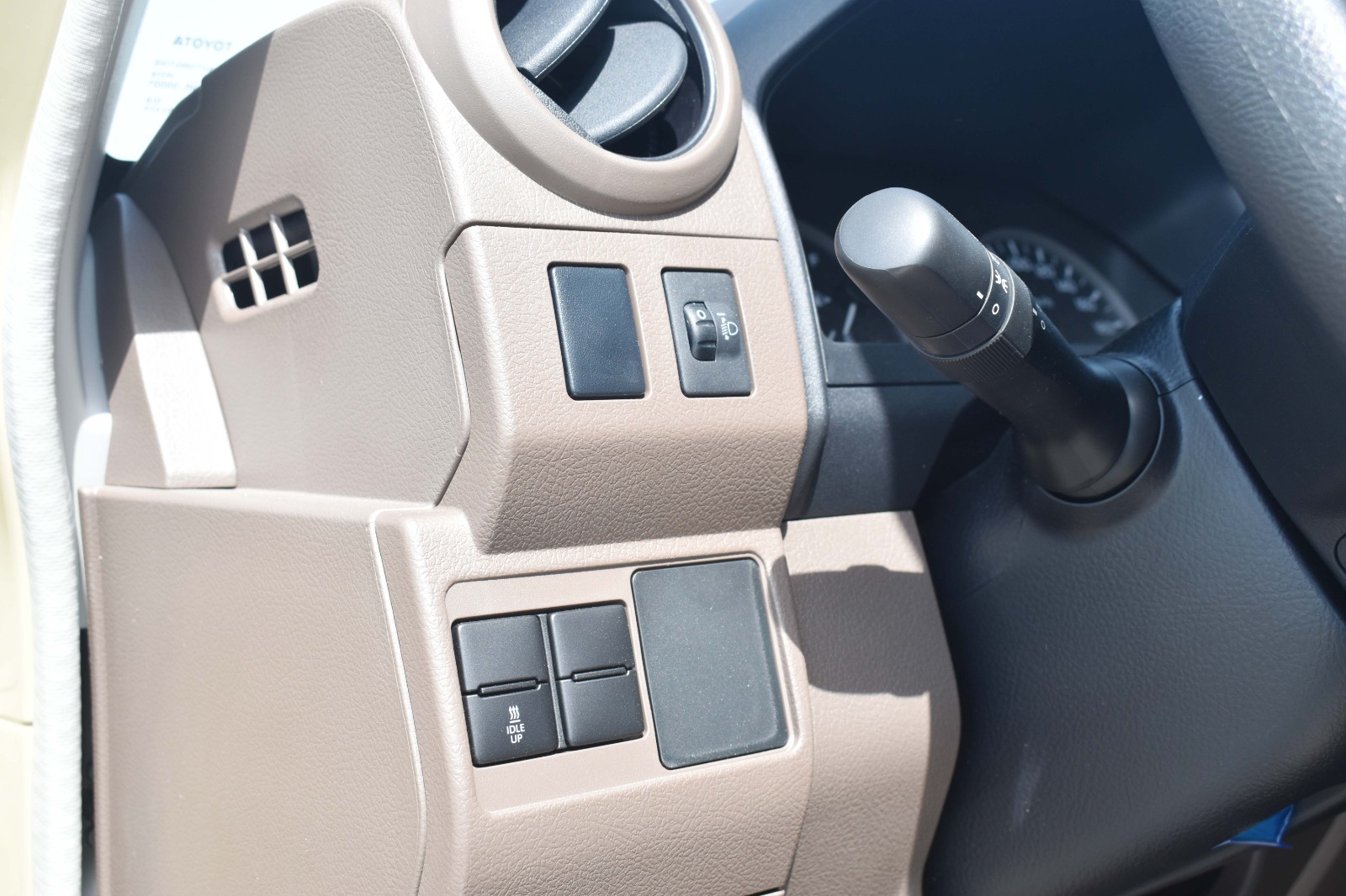TOYOTA LAND CRUISER LC79 DC 2.8 D AT