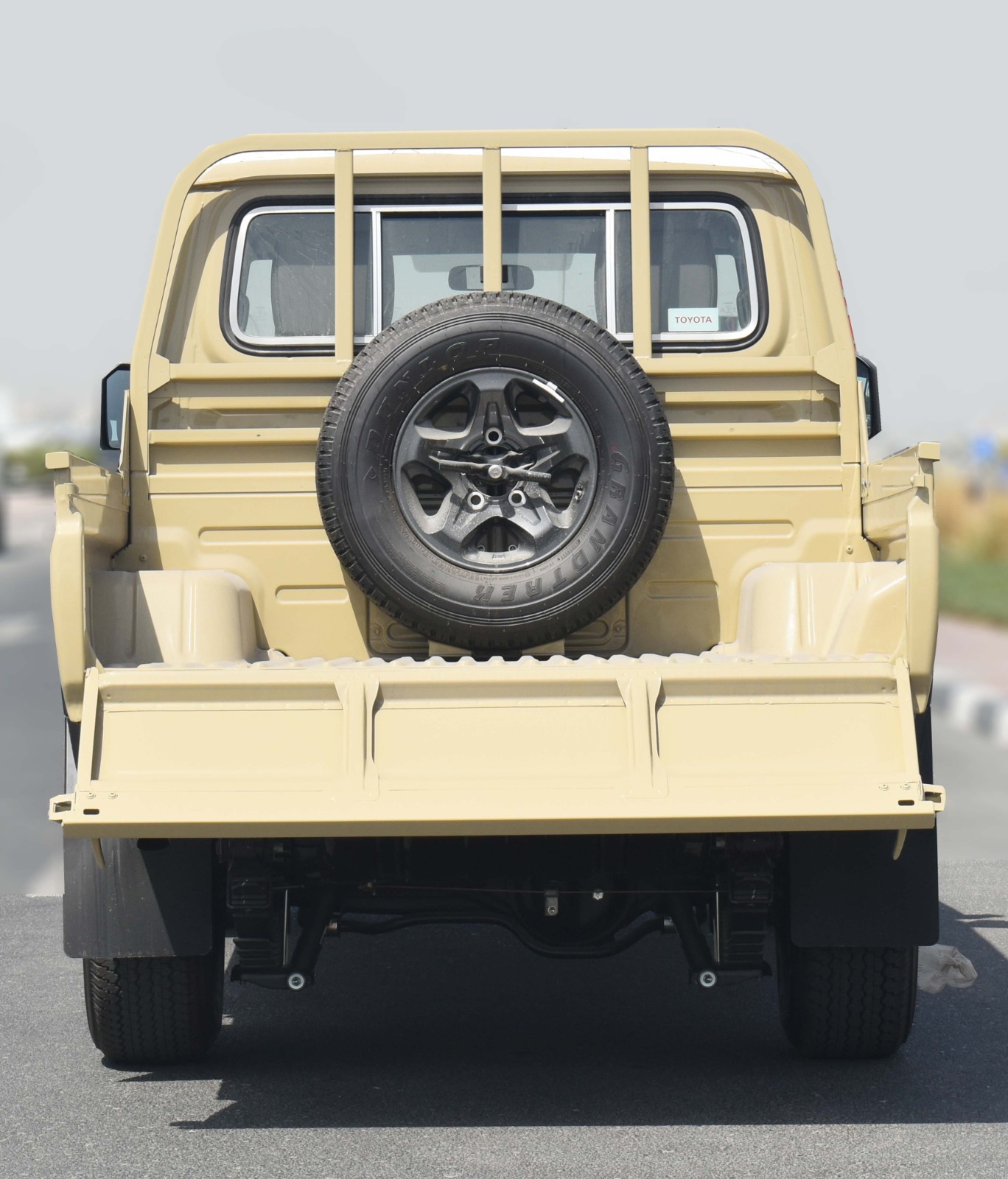 TOYOTA LAND CRUISER LC79 DC 2.8 D AT