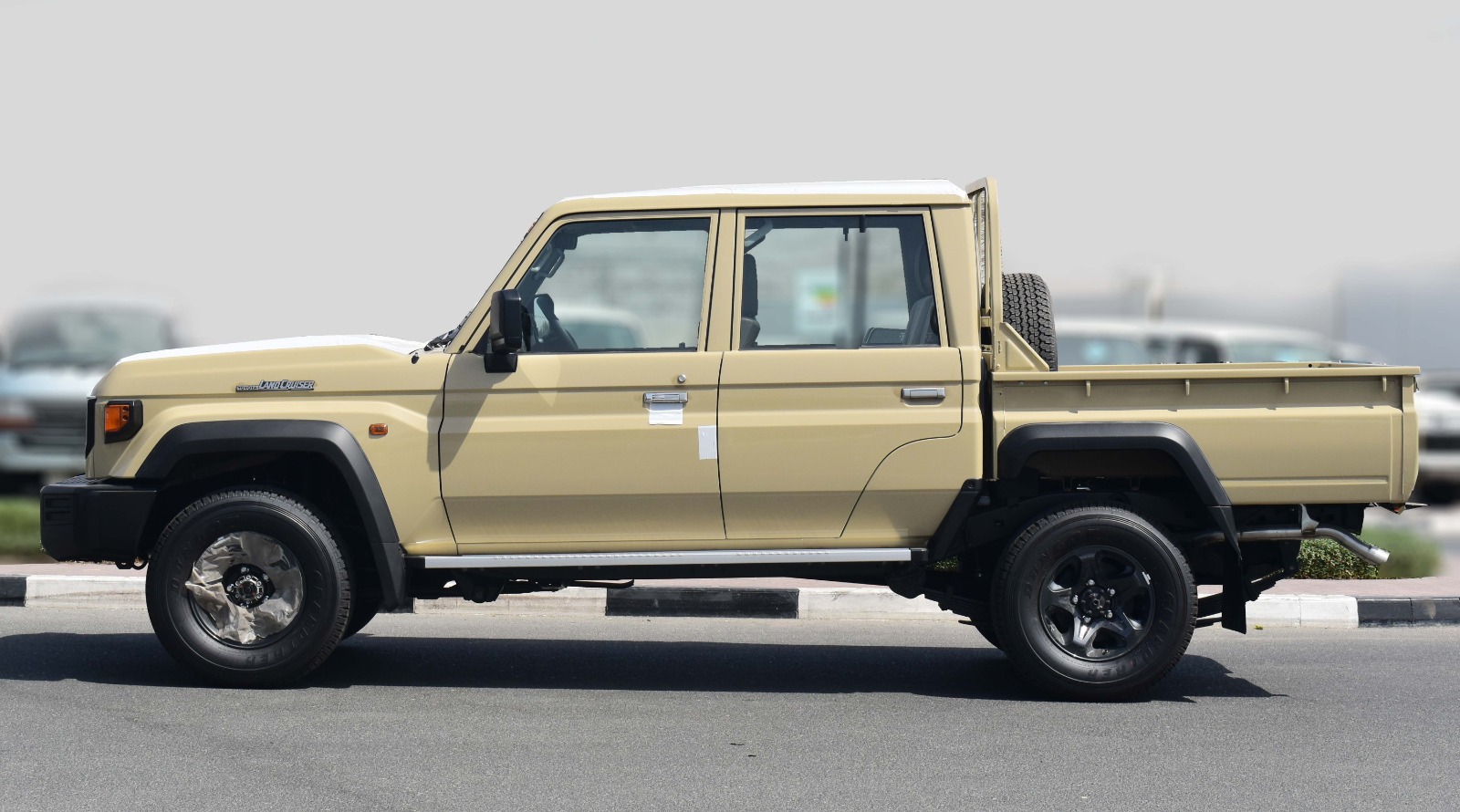 TOYOTA LAND CRUISER LC79 DC 2.8 D AT