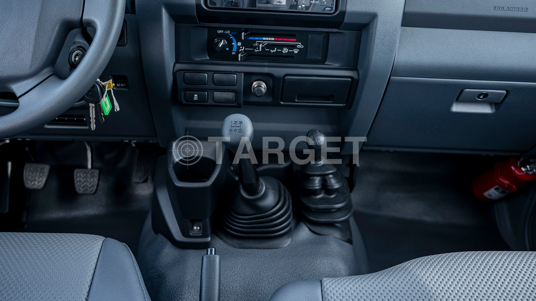 TOYOTA LAND CRUISER LC79DC 4.5D MT
