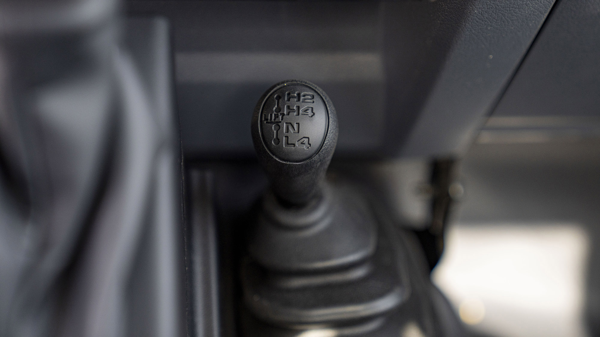 TOYOTA LAND CRUISER LC79SC 2.8D AT