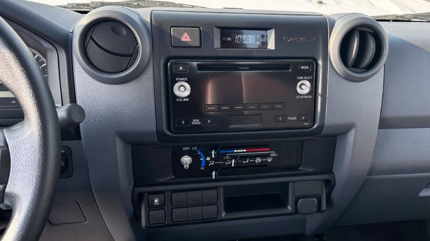 TOYOTA LAND CRUISER LC79SC 4.2D MT