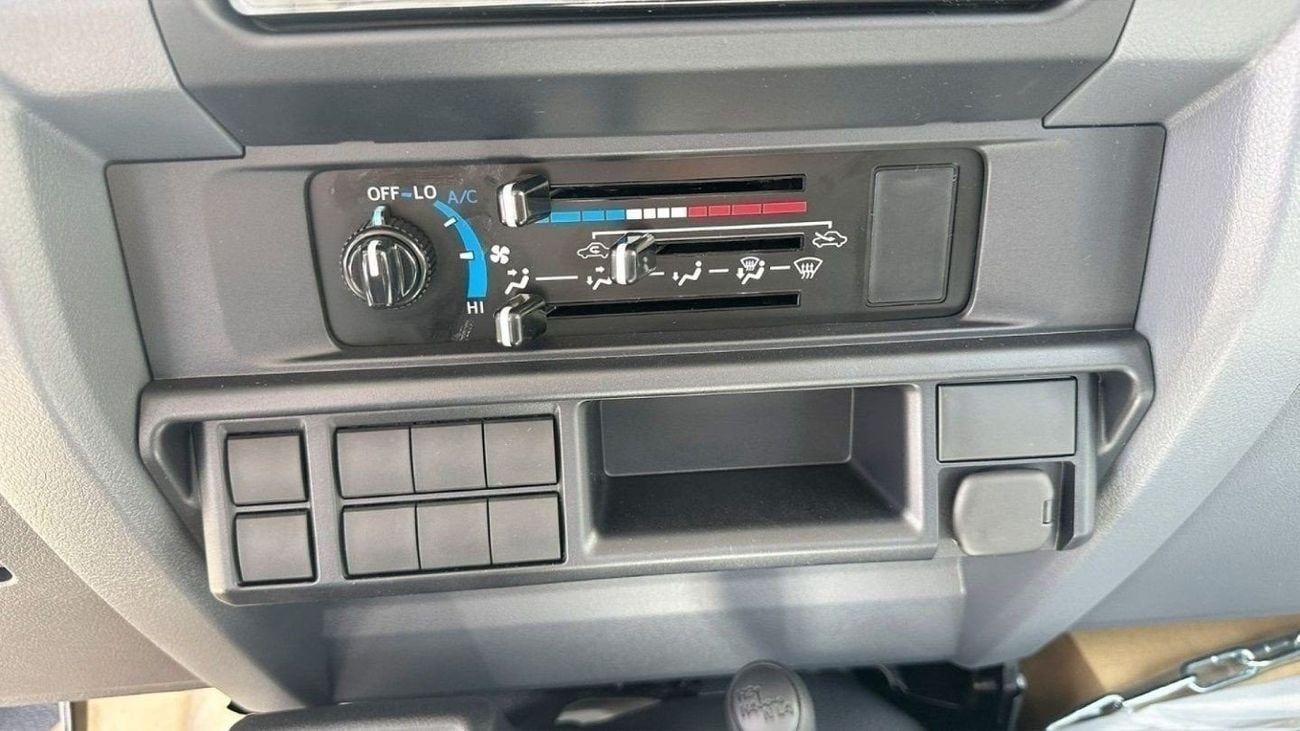 Toyota Land Cruiser Pickup LC79 4.2L D