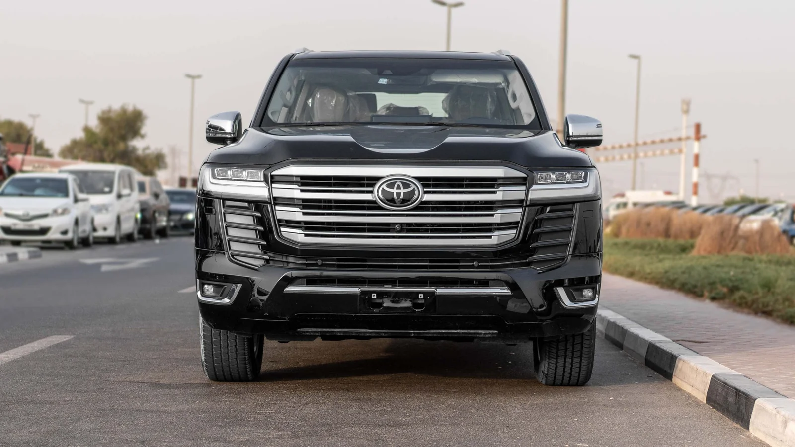 Toyota Land Cruiser VX 4.0L AT Petrol 2025: