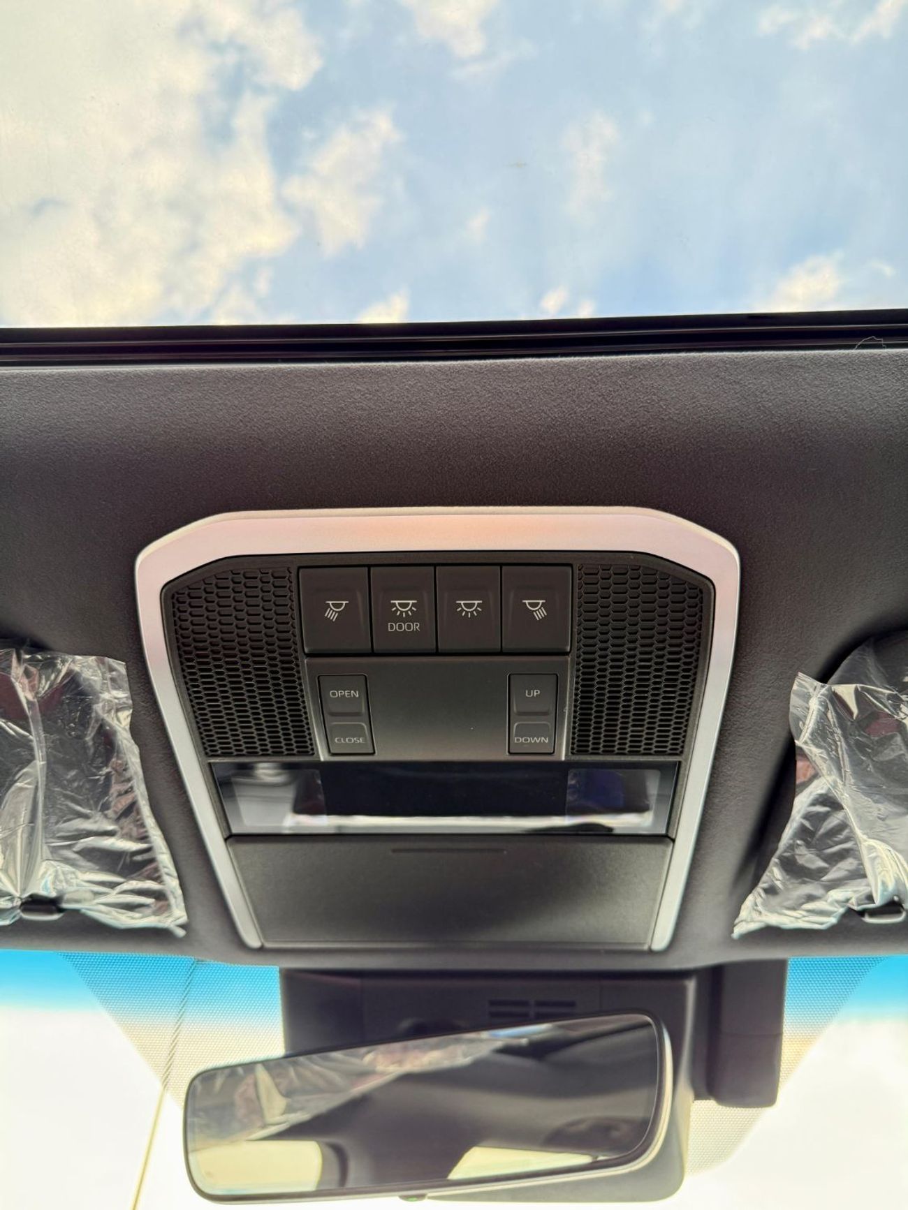 Toyota Land Cruiser VXR 3.5L PETROL  2026