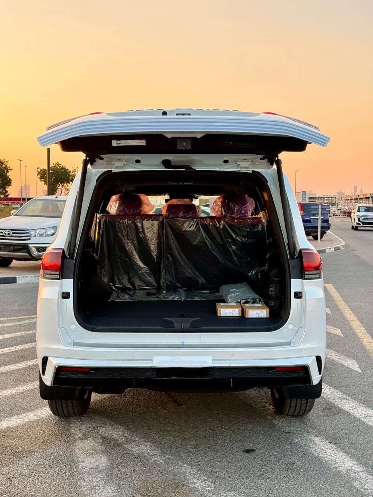 Toyota Land Cruiser VXR 3.5L PETROL  2026
