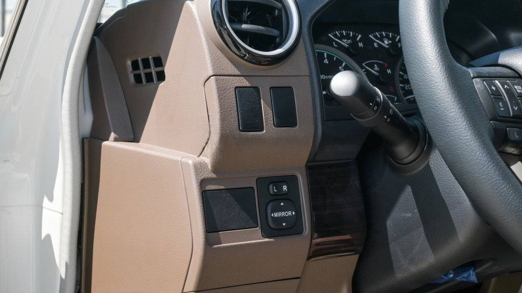 TOYOTA LC PU SINGLE CABIN LX – 4.0L PETROL ,AT