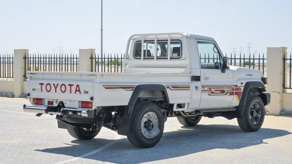 TOYOTA LC PU SINGLE CABIN LX – 4.0L PETROL ,AT