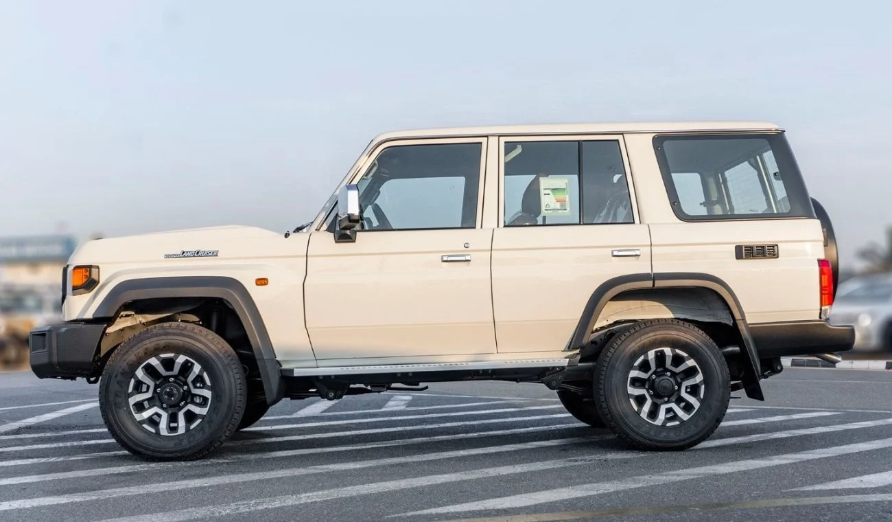 Toyota LC76 2.8l Diesel Automatic Full Option